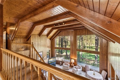 Welcome to this exceptional mountain retreat with one-of-a-kind - photo 32
