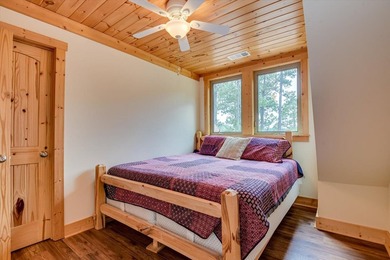 The Ultimate Turn-Key Lakefront Retreat: Furnished, Finished - photo 32