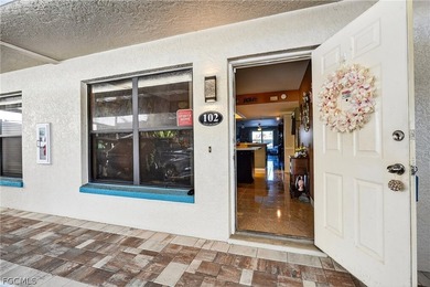 Gulf access condo. Ground floor unit, screened lanai with lake - photo 37
