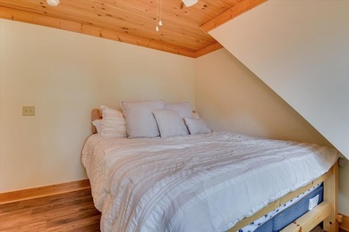 The Ultimate Turn-Key Lakefront Retreat: Furnished, Finished - photo 37