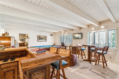 Welcome to this exceptional mountain retreat with one-of-a-kind - photo 42
