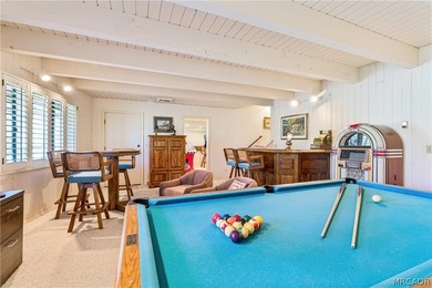 Welcome to this exceptional mountain retreat with one-of-a-kind - photo 44