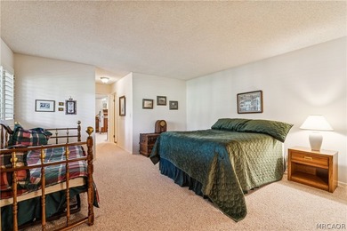 Welcome to this exceptional mountain retreat with one-of-a-kind - photo 46