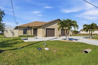 ASSUMABLE MORTGAGE - NO FLOOD INSURANCE REQUIRED - NO HOA - Rare - photo 3