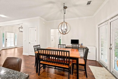 Nestled on a quiet street in the desirable mid-north area of St - photo 13