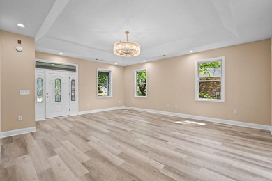 Welcome to this beautifully maintained, move-in-ready home - photo 4