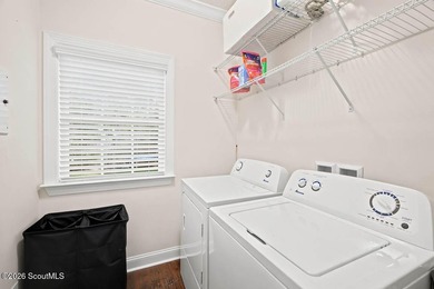 Nestled on a quiet street in the desirable mid-north area of St - photo 14