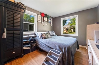 Welcome to this beautifully updated 2-bedroom, 1-bathroom home - photo 17