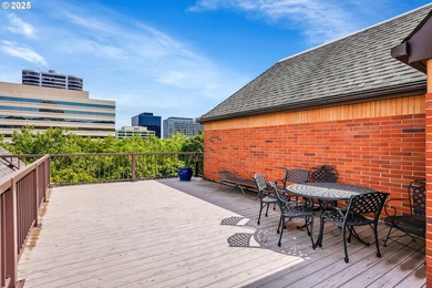 Affordable West Facing top floor city living! Desirable