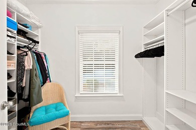Nestled on a quiet street in the desirable mid-north area of St - photo 21