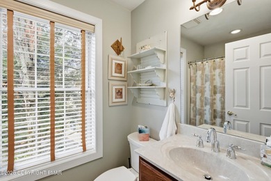 Welcome to this beautifully maintained and fully furnished home - photo 22