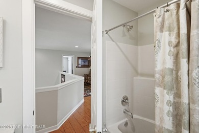 Welcome to this beautifully maintained and fully furnished home - photo 23