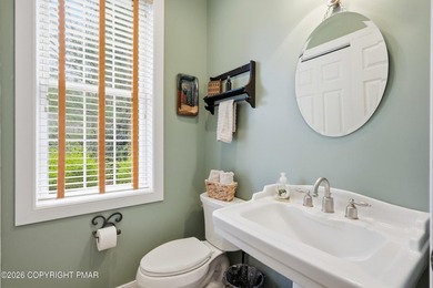 Welcome to this beautifully maintained and fully furnished home - photo 29