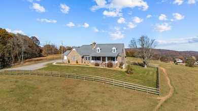 Welcome to your private East Tennessee retreat-a 3,000 sq. ft - photo 2
