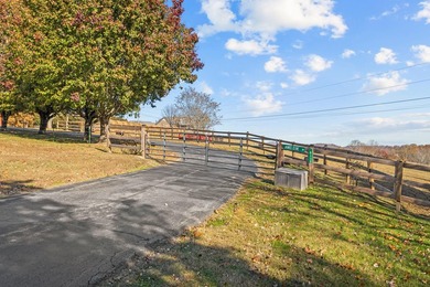 Welcome to your private East Tennessee retreat-a 3,000 sq. ft - photo 3