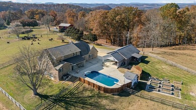 Welcome to your private East Tennessee retreat-a 3,000 sq. ft - photo 5