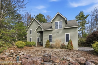 Welcome to this beautifully maintained and fully furnished home - photo 41