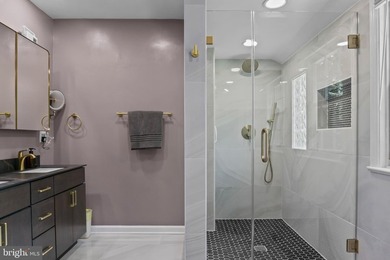 Immaculately maintained home featuring stunning renovated - photo 20