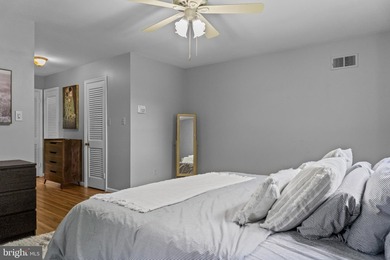 Immaculately maintained home featuring stunning renovated - photo 25