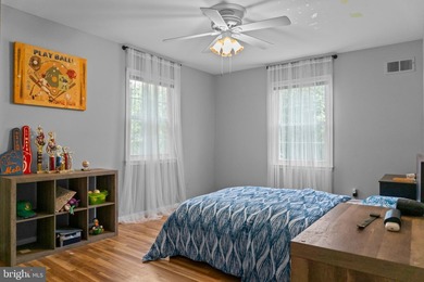 Immaculately maintained home featuring stunning renovated - photo 34