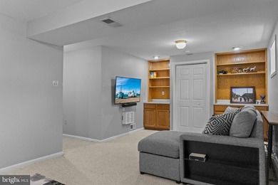 Immaculately maintained home featuring stunning renovated - photo 36