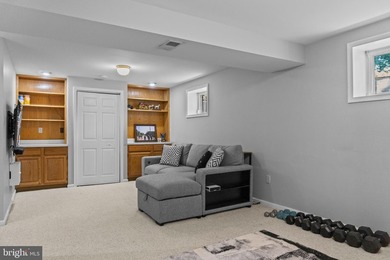 Immaculately maintained home featuring stunning renovated - photo 37