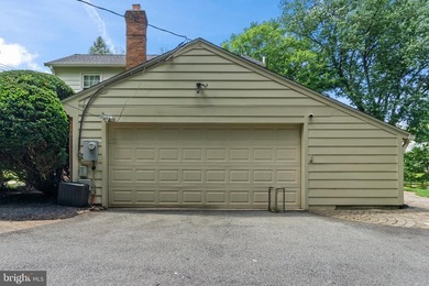 Immaculately maintained home featuring stunning renovated - photo 47