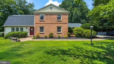 Immaculately maintained home featuring stunning renovated - photo 48