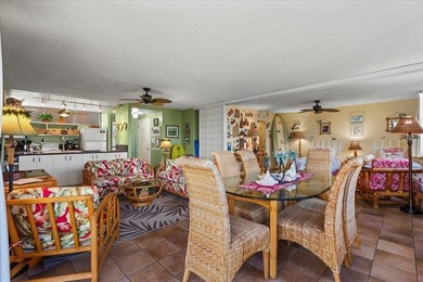 Welcome to B-201, a spacious 1,048 sq. ft. 2-bedroom, 2-bath - photo 4