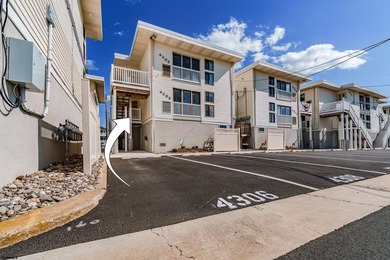 Welcome to 4306 West Avenue in one of Ocean City, NJ, best-kept - photo 5