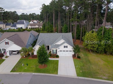 Tucked away on a quiet cul-de-sac street in one of Hampton - photo 2