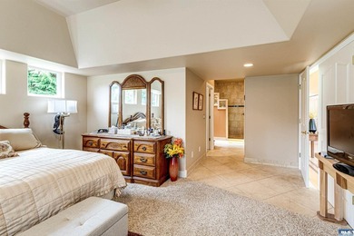 Impeccable One Owner Custom Home in Sunland! The grand entrance - photo 18