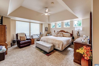 Impeccable One Owner Custom Home in Sunland! The grand entrance - photo 19