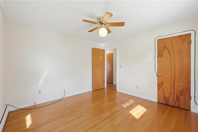 Welcome to 145 Glenwood Drive in desirable North Kingstown. This - photo 23