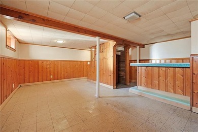 Welcome to 145 Glenwood Drive in desirable North Kingstown. This - photo 29