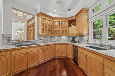 A rare opportunity to own nearly 7,000 square feet of luxury - photo 30