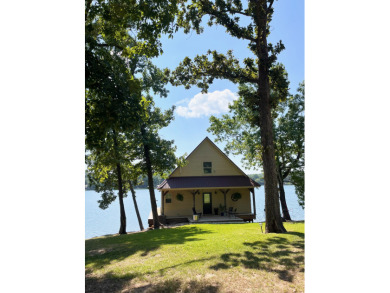 Waterfront Weekend Retreat! - Lake Home For Sale in Jacksonville, Texas