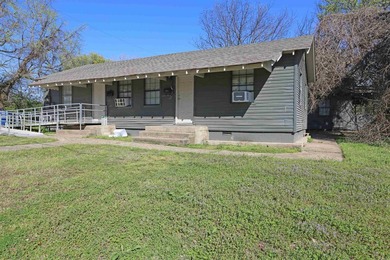 Two duplexes on one parcel offering a fantastic investment - photo 3