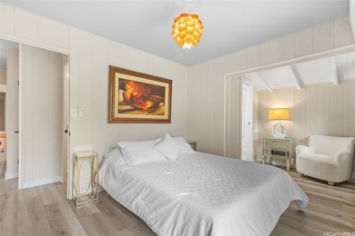 IMPROVED PRICE!! Perched on the ridge above Kahala on a quiet - photo 8