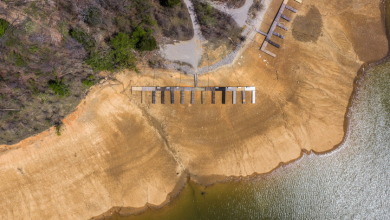Lake Home On Three Lots With A Dock - photo 24