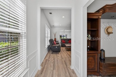 Welcome to 124 Honesty Lane, where breathtaking lagoon views - photo 4