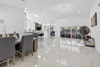Step into a beautifully remodeled Hollywood estate where style - photo 4