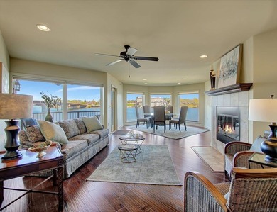 The best priced Lake front Condo on Lake Hamilton! Welcome to - photo 4