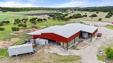 Discover a premier 45-acre cross-fenced ranch in Florence, Texas - photo 11