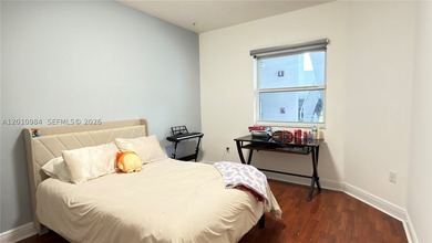 Third-floor apartment located in the community of Doral Isles - - photo 15