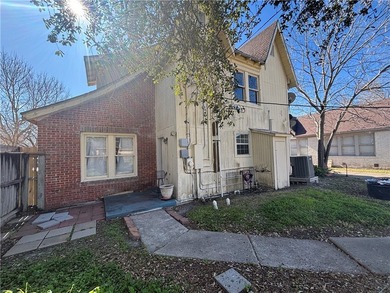 Price Improvement! Nestled in the highly desirable and historic - photo 21