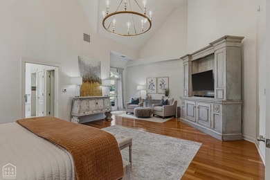 This is one of those homes where you walk-in and immediately - photo 22