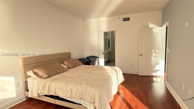 Third-floor apartment located in the community of Doral Isles - - photo 24