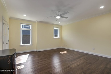 Luxury lakefront living in the heart of West Knoxville on Fort - photo 32