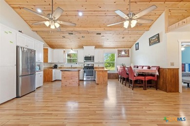 Discover a premier 45-acre cross-fenced ranch in Florence, Texas - photo 33